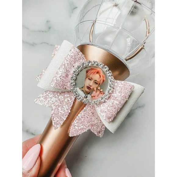 Seonghwa Ateez Light Stick Bow with Photo Centerpiece Kpop Decoration Deco - Picture 1 of 1